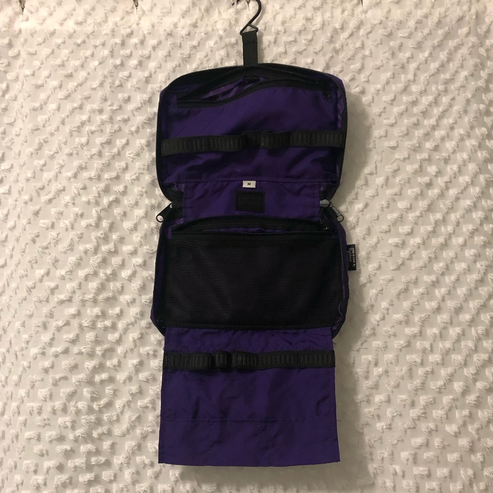 Vintage Outdoor Research Purple Travel Toiletry Organizer - Picture 5 of 6